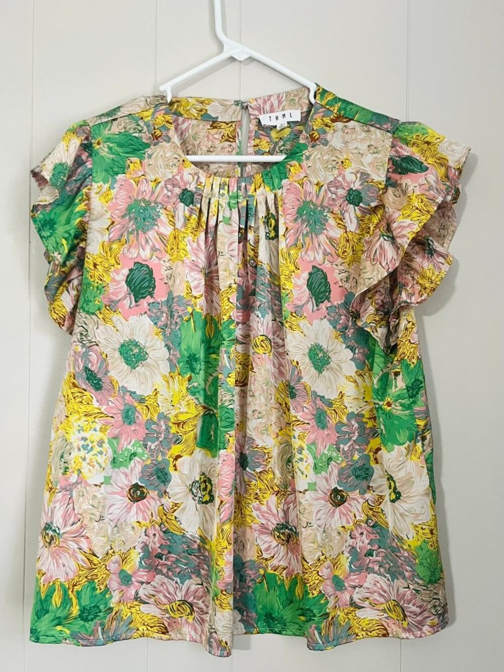 THML Multicolor Floral Flutter Sleeve Pleated Blouse Size XL
